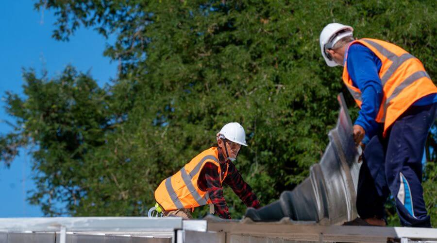 Professional Flat Roofing Installation in Big Wells, TX